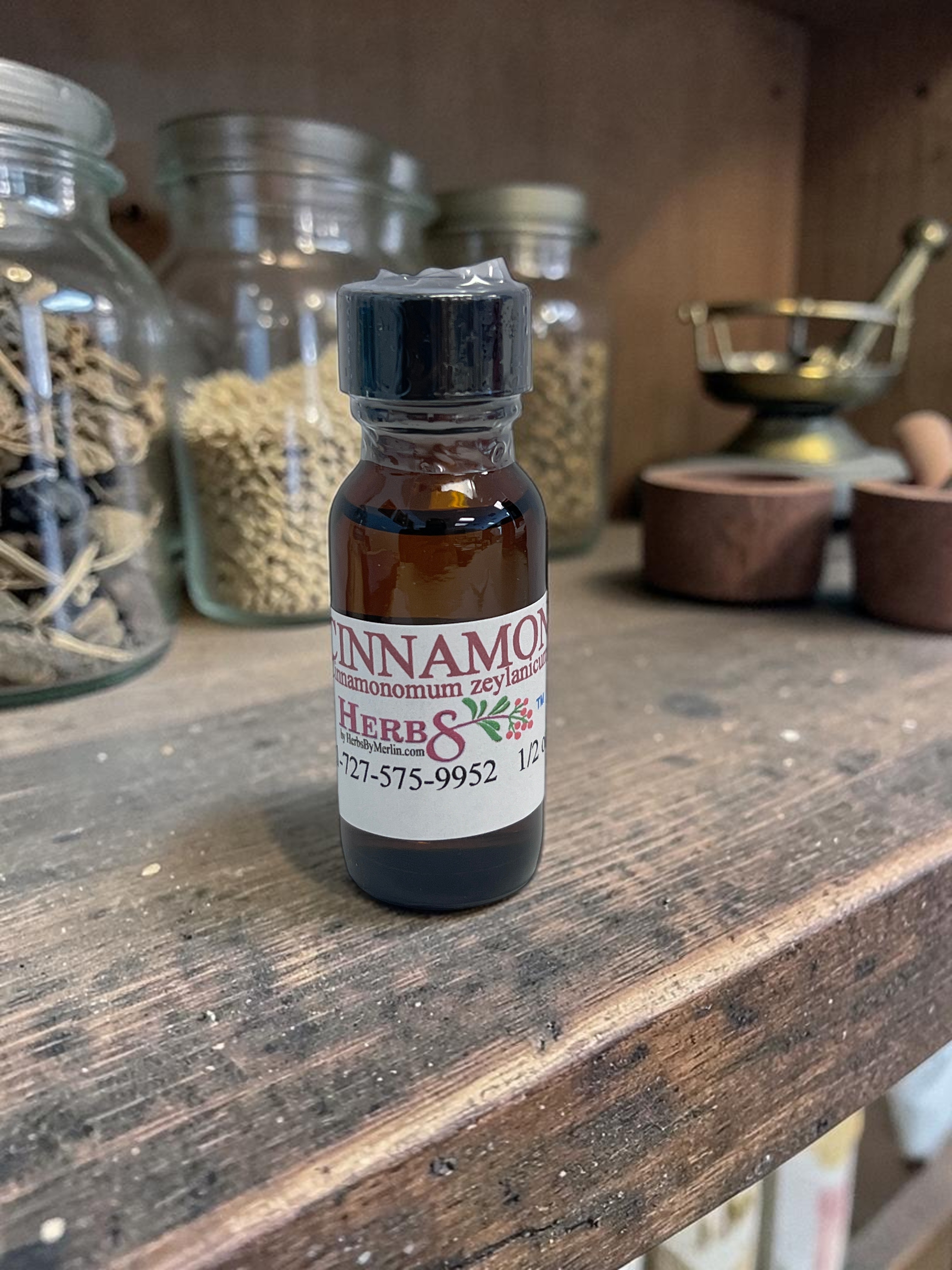 Cinnamon Essential oil 1/2 oz ( Cinnamomum zeylanicum)